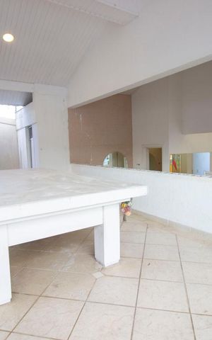 Casa à venda com 1140m², 8 quartos e 8 vagasSalão de jogos