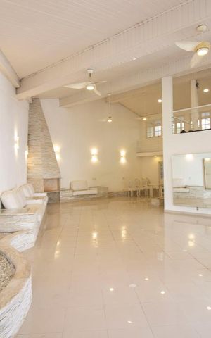 Casa à venda com 1140m², 8 quartos e 8 vagasSala 2