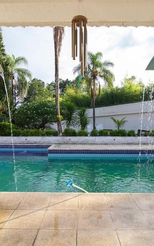 Casa à venda com 1140m², 8 quartos e 8 vagasVista da Sala