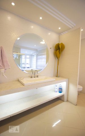 Casa à venda com 1140m², 8 quartos e 8 vagasBanheiro da Suíte 3
