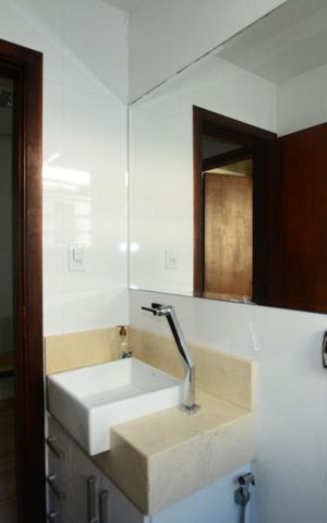 Apartamento à venda com 60m², 2 quartos e 1 vagaBanheiro Social