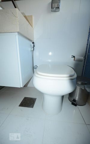 Apartamento à venda com 60m², 2 quartos e 1 vagaBanheiro Social- Vaso