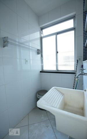 Apartamento à venda com 60m², 2 quartos e 1 vagaÁrea de Serviço
