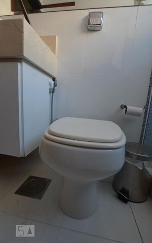 Apartamento à venda com 60m², 2 quartos e 1 vagaBanheiro Social