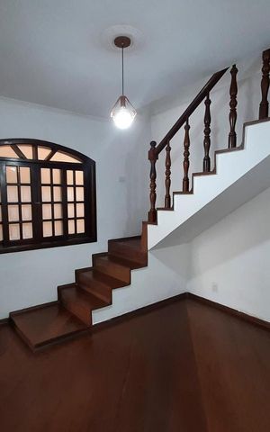 Casa à venda com 180m², 3 quartos e 1 vagaSala