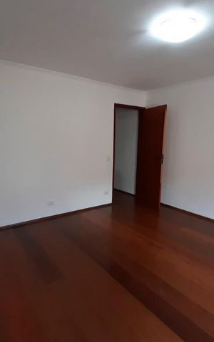 Casa à venda com 180m², 3 quartos e 1 vagaSuite