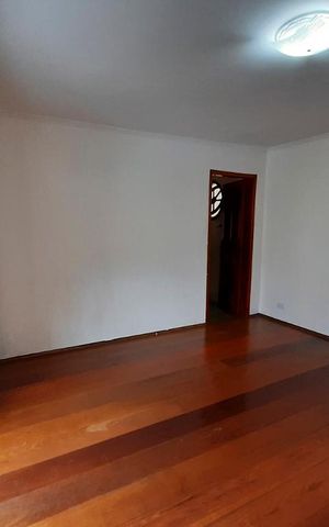 Casa à venda com 180m², 3 quartos e 1 vagaSuite