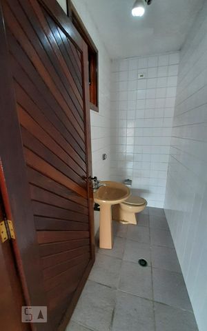 Casa à venda com 180m², 3 quartos e 1 vagaLavabo Terraço
