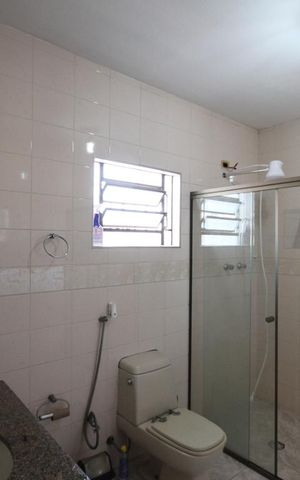 Casa para alugar com 110m², 3 quartos e 1 vagaBanheiro