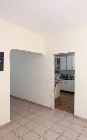 Casa para alugar com 110m², 3 quartos e 1 vagaSala