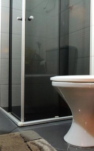 Casa à venda com 166m², 4 quartos e 2 vagasBanheiro Social