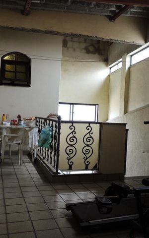 Casa à venda com 166m², 4 quartos e 2 vagasÁrea de Serviço