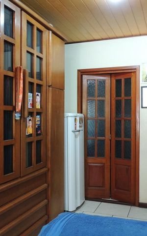 Casa à venda com 166m², 4 quartos e 2 vagasQuarto 4 - Suíte