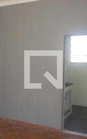 Apartamento para alugar com 80m², 2 quartos e sem vagaSala