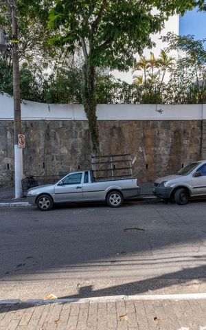 Casa à venda com 900m², 4 quartos e 1 vaga Casa à venda com 900m², 4 quartos e 1 vagaVista do Quarto 1
