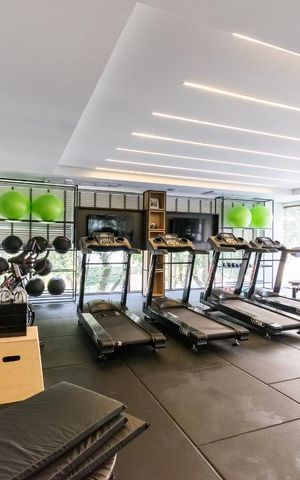 Studio à venda com 30m², 1 quarto e 1 vaga Studio à venda com 30m², 1 quarto e 1 vagaAcademia