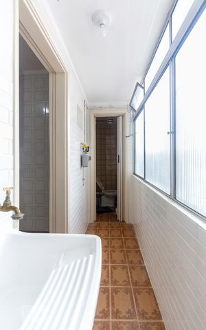 Apartamento à venda com 80m², 2 quartos e 1 vagaÁrea de Serviço