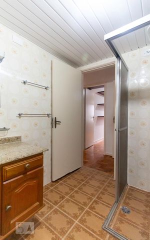 Apartamento à venda com 80m², 2 quartos e 1 vagaBanheiro