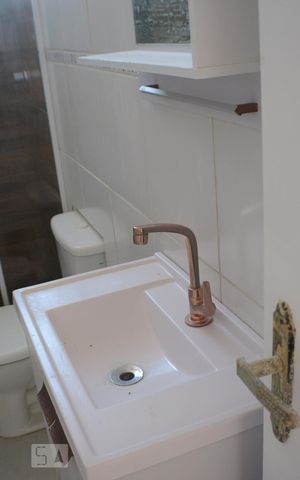 Apartamento para alugar com 45m², 1 quarto e sem vagaBanheiro