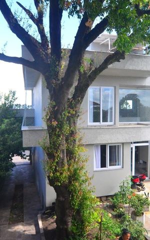 Casa para alugar com 630m², 6 quartos e 10 vagasCasa 2 - Vista Quarto 1