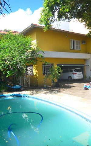 Casa para alugar com 630m², 6 quartos e 10 vagasPiscina