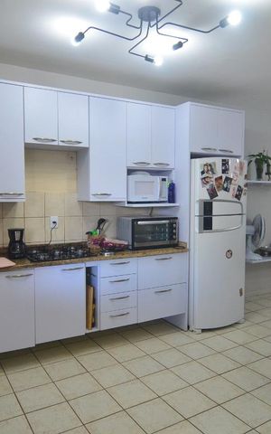 Casa para alugar com 630m², 6 quartos e 10 vagasCasa 2 - Cozinha