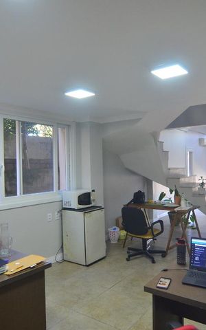 Casa para alugar com 630m², 6 quartos e 10 vagasCasa 1 - Escritório 1
