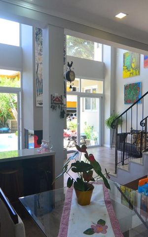 Casa para alugar com 630m², 6 quartos e 10 vagasCasa 1 - Cozinha