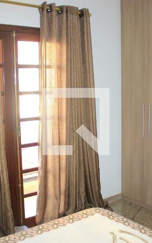 Casa à venda com 123m², 3 quartos e 2 vagasSuíte