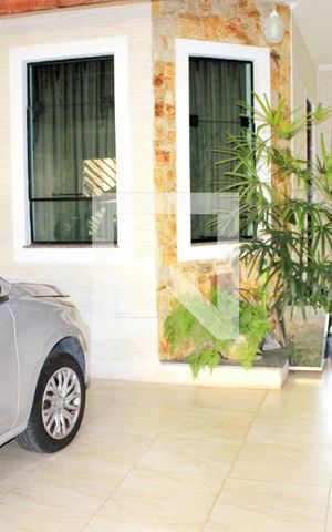 Casa à venda com 123m², 3 quartos e 2 vagasGaragem