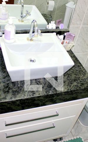 Casa à venda com 123m², 3 quartos e 2 vagasBanheiro da Suíte