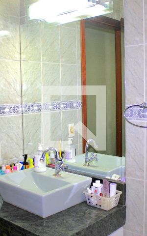 Casa à venda com 123m², 3 quartos e 2 vagasBanheiro da Suíte