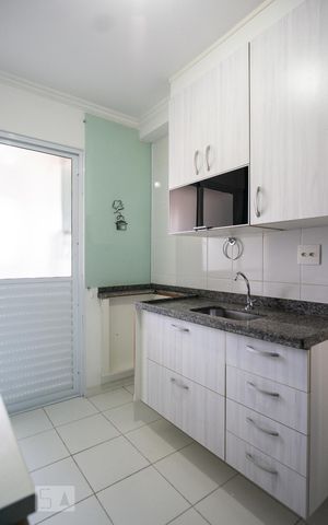 Apartamento à venda com 57m², 2 quartos e 1 vaga Apartamento à venda com 57m², 2 quartos e 1 vagaCozinha