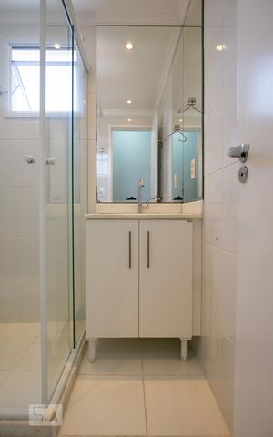 Apartamento à venda com 57m², 2 quartos e 1 vaga Apartamento à venda com 57m², 2 quartos e 1 vagaBanheiro da Suíte