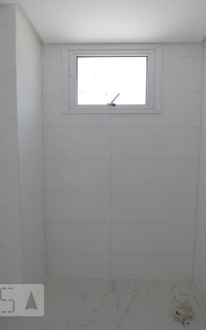Apartamento para alugar com 34m², 1 quarto e sem vagaBanheiro da Suíte