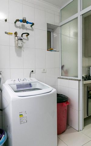Apartamento à venda com 80m², 3 quartos e 1 vagaÁrea de Serviço