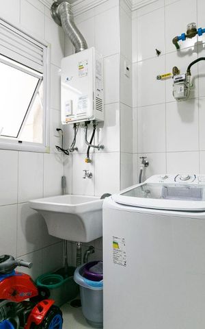 Apartamento à venda com 80m², 3 quartos e 1 vagaÁrea de Serviço