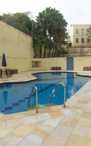 Apartamento à venda com 200m², 3 quartos e 3 vagasÁrea comum - Piscina