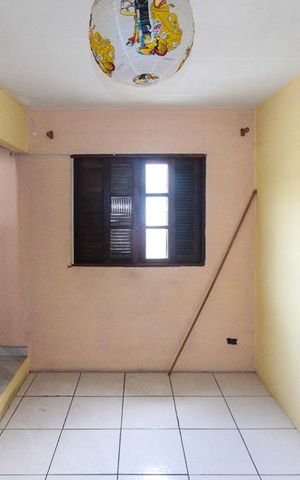 Casa à venda com 210m², 3 quartos e 3 vagas Casa à venda com 210m², 3 quartos e 3 vagasSala casa 04
