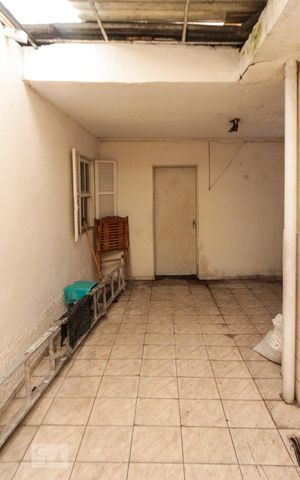 Casa à venda com 210m², 3 quartos e 3 vagas Casa à venda com 210m², 3 quartos e 3 vagasÁrea de Serviço casa 03