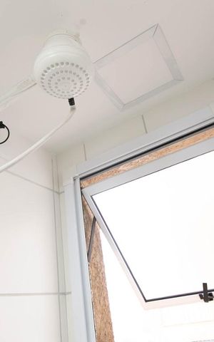 Apartamento à venda com 24m², 1 quarto e sem vagaChuveiro