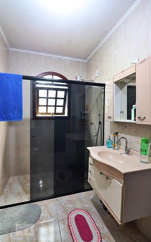 Casa à venda com 392m², 5 quartos e 4 vagasBanheiro da Suíte