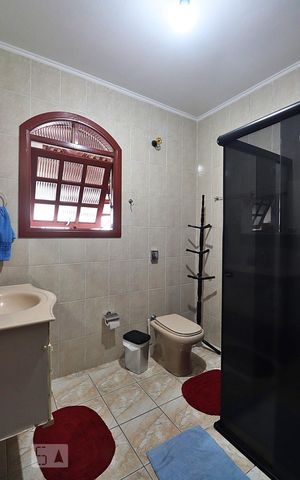 Casa à venda com 392m², 5 quartos e 4 vagasBanheiro 1