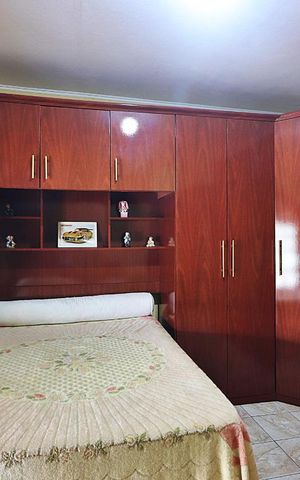Casa à venda com 392m², 5 quartos e 4 vagasQuarto 3