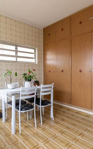 Casa à venda com 85m², 3 quartos e 2 vagas Casa à venda com 85m², 3 quartos e 2 vagasCozinha