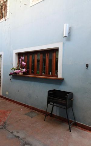 Casa à venda com 210m², 3 quartos e 3 vagasQuintal
