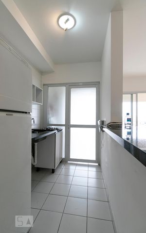 Apartamento para alugar com 69m², 2 quartos e 1 vagaCozinha