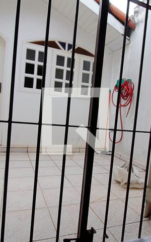 Casa à venda com 200m², 5 quartos e 2 vagas Casa à venda com 200m², 5 quartos e 2 vagasVaranda Quarto 3