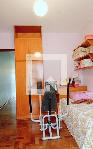 Casa à venda com 200m², 5 quartos e 2 vagas Casa à venda com 200m², 5 quartos e 2 vagasQuarto 3