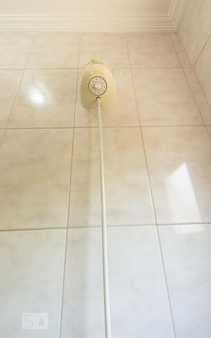 Casa à venda com 250m², 4 quartos e 4 vagas Casa à venda com 250m², 4 quartos e 4 vagasBanheiro de Serviço
